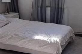 Studio i Sollentuna med egen entré
